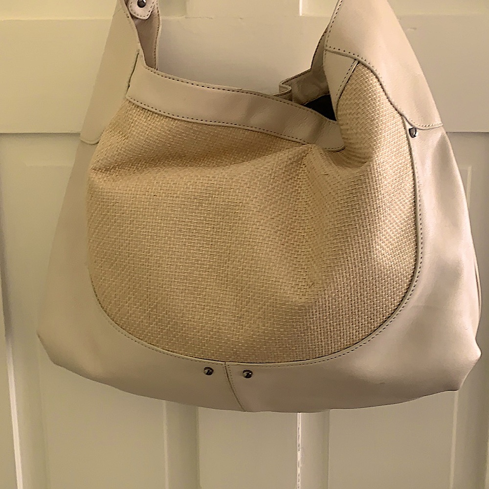 Perfect for spring Colé Hahn shoulder almost perfect